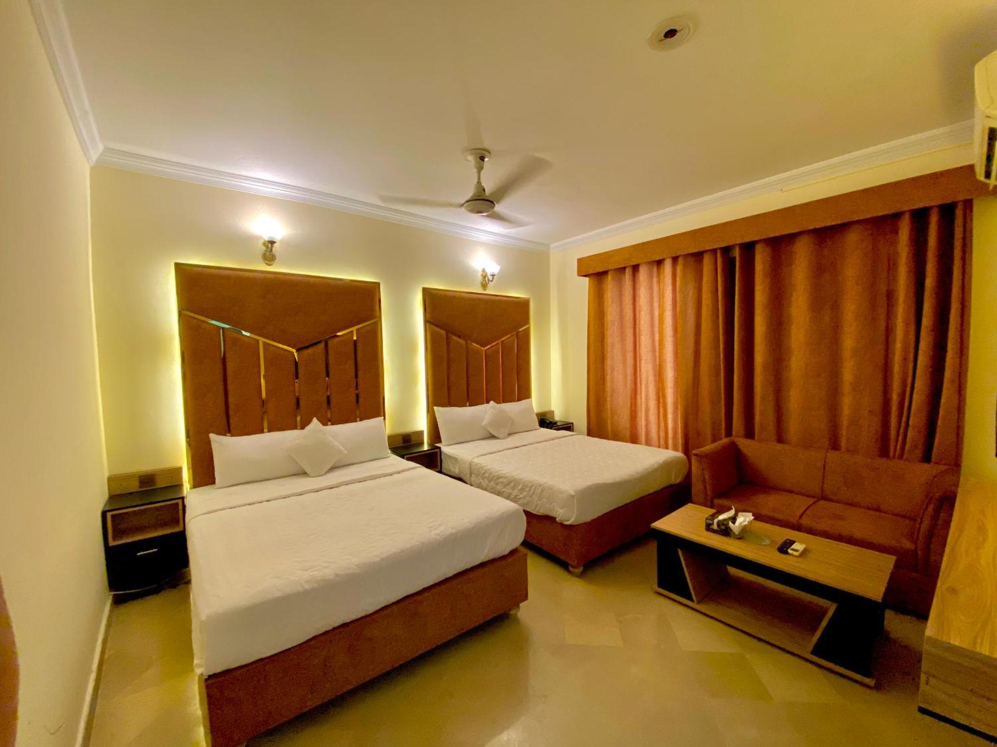 Orbit Residency F-7 Hotel Islamabad Exterior foto